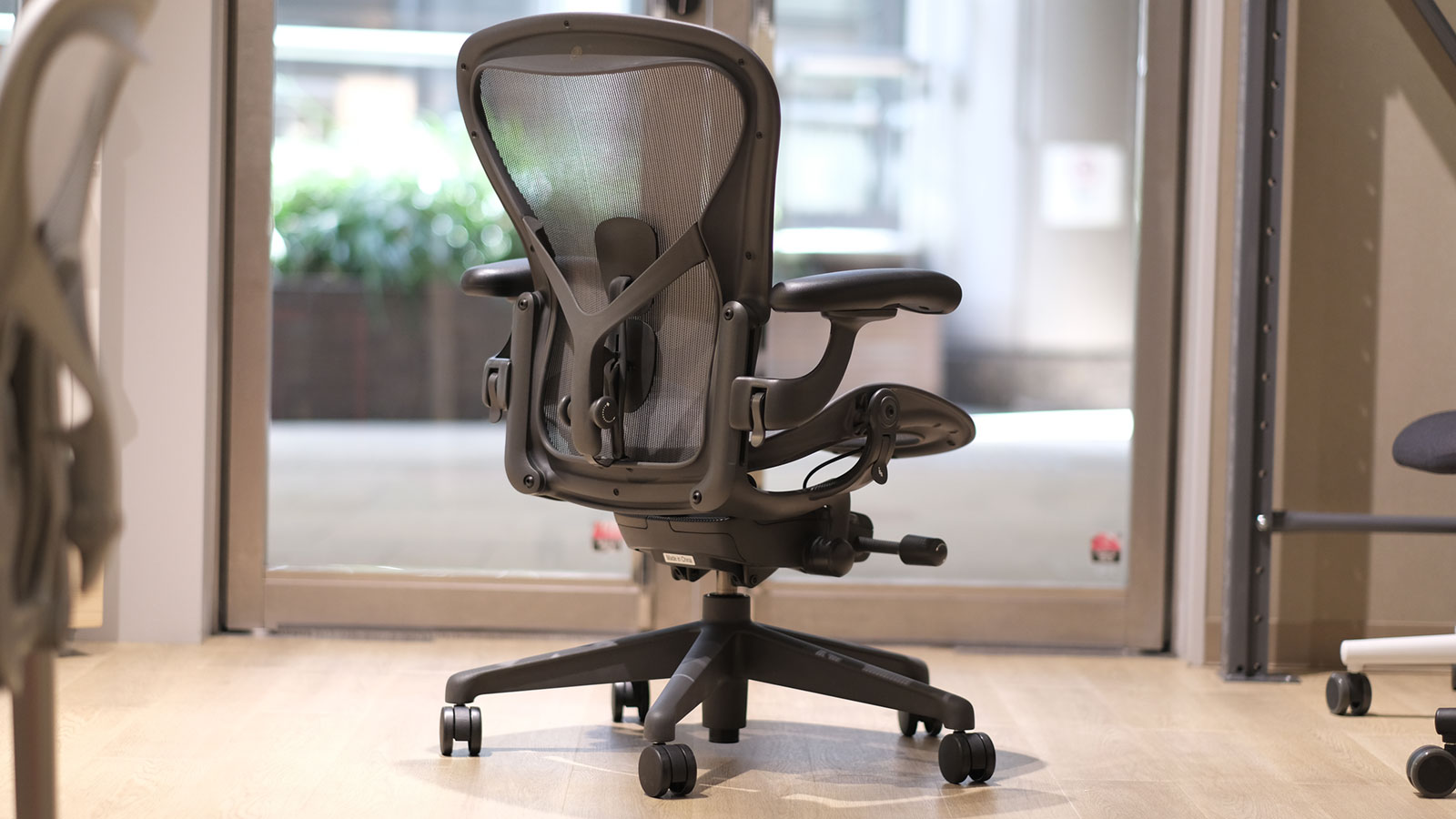 アーロンチェア徹底解説